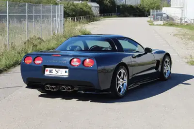 Chevrolet Corvette C5 — Légende américaine boîte manuelle, 35'000 km seulement — dashboard