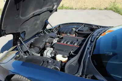 Chevrolet Corvette C5 — Légende américaine boîte manuelle, 35'000 km seulement — Thumbnail 18