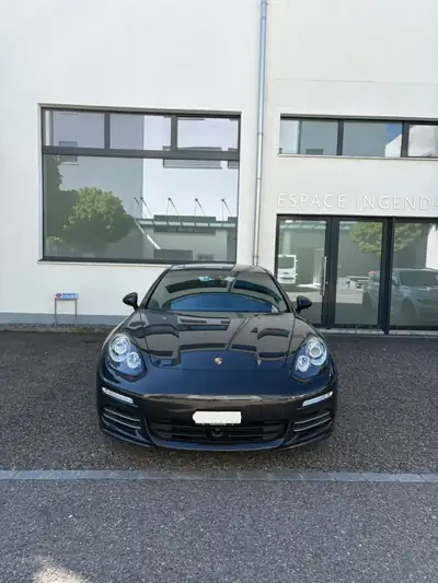 Porsche Panamera 4S — Berline sportive V6 420 ch, moteur d'échange certifié — fianco