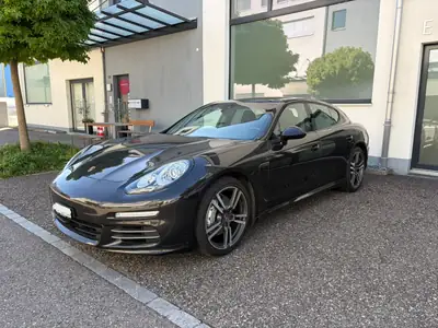 Porsche Panamera 4S — Berline sportive V6 420 ch, moteur d'échange certifié — vista esterna