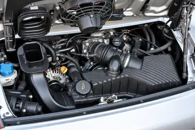 Porsche 911 Carrera Jubilé 40 — Une icône des années 2000, 345 ch et historique complet — Thumbnail 8