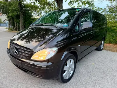 Mercedes-Benz Vito — Monospace 8 places, motorisation essence performante — arrière
