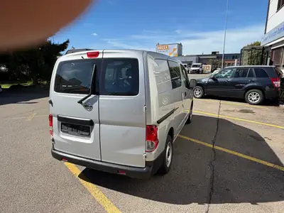 Nissan NV200 1.6 16V Pro — Utilitaire compact fiable, sans sinistre — vista posteriore