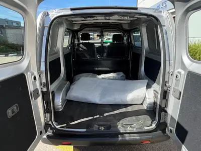 Nissan NV200 1.6 16V Pro — Utilitaire compact fiable, sans sinistre — interni