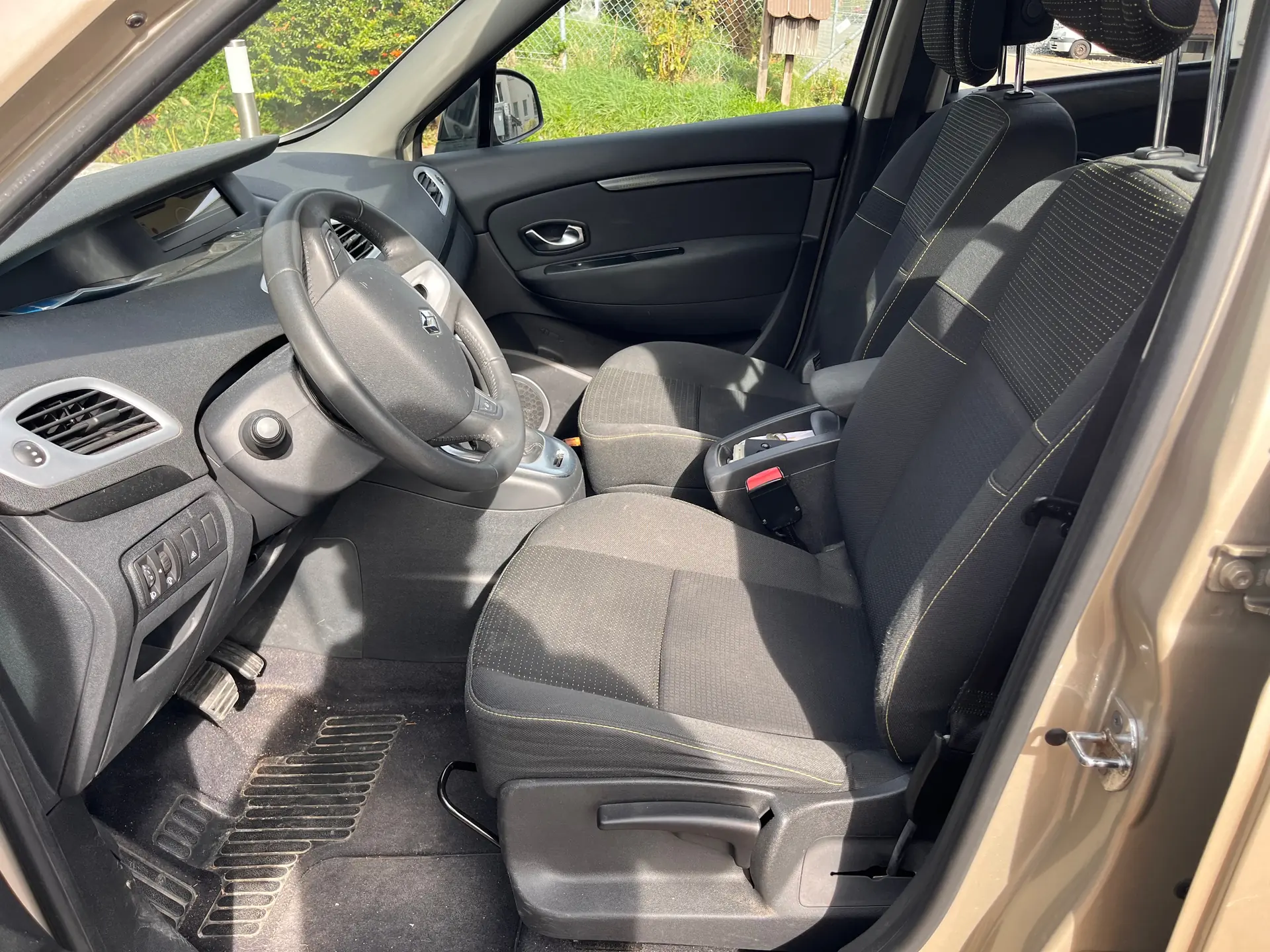 Renault Scenic 2010 occasion Volketswil — 4