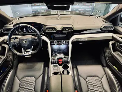 Lamborghini Urus E-Gear — Le Super SUV italien aux 650 ch, kilométrage modéré — Miniature 12