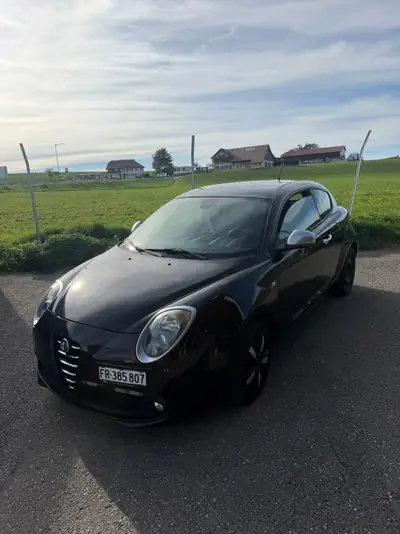 Alfa Romeo MiTo 1.4 MultiAir Quadrifoglio Verde — Citadine sportive, 108'000 km seulement — exterior view