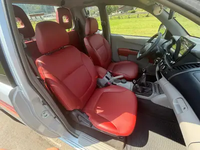 Mitsubishi L 200 Club Cab Ralliart — Pickup diesel robuste, transmission manuelle, 227000 km — cruscotto