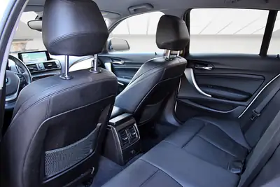 BMW 120d Sport Line — Diesel économique, entretien réduit, garantie MFK — Thumbnail 10