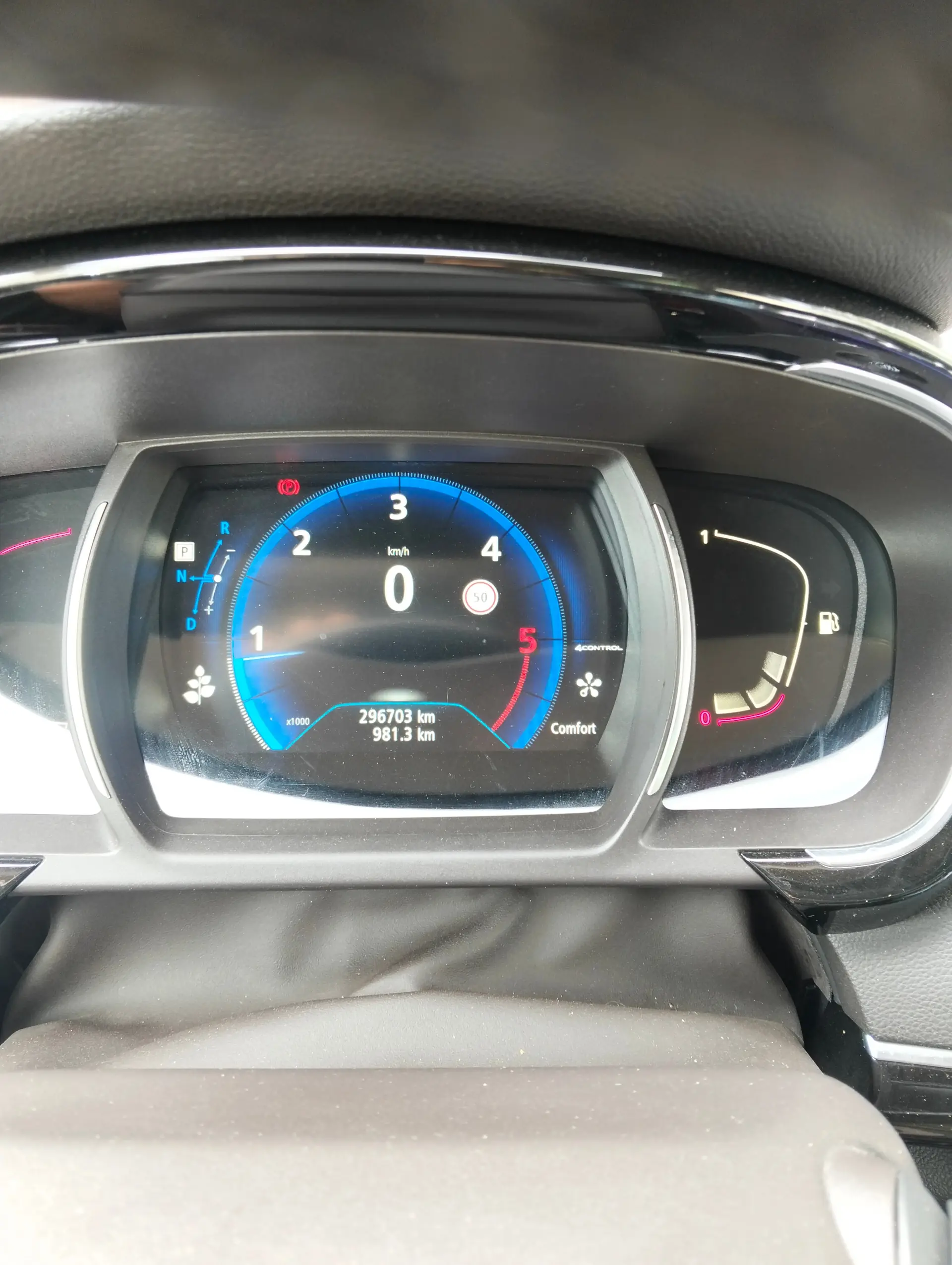 Renault Espace 2016 occasion MOUTIER — 3