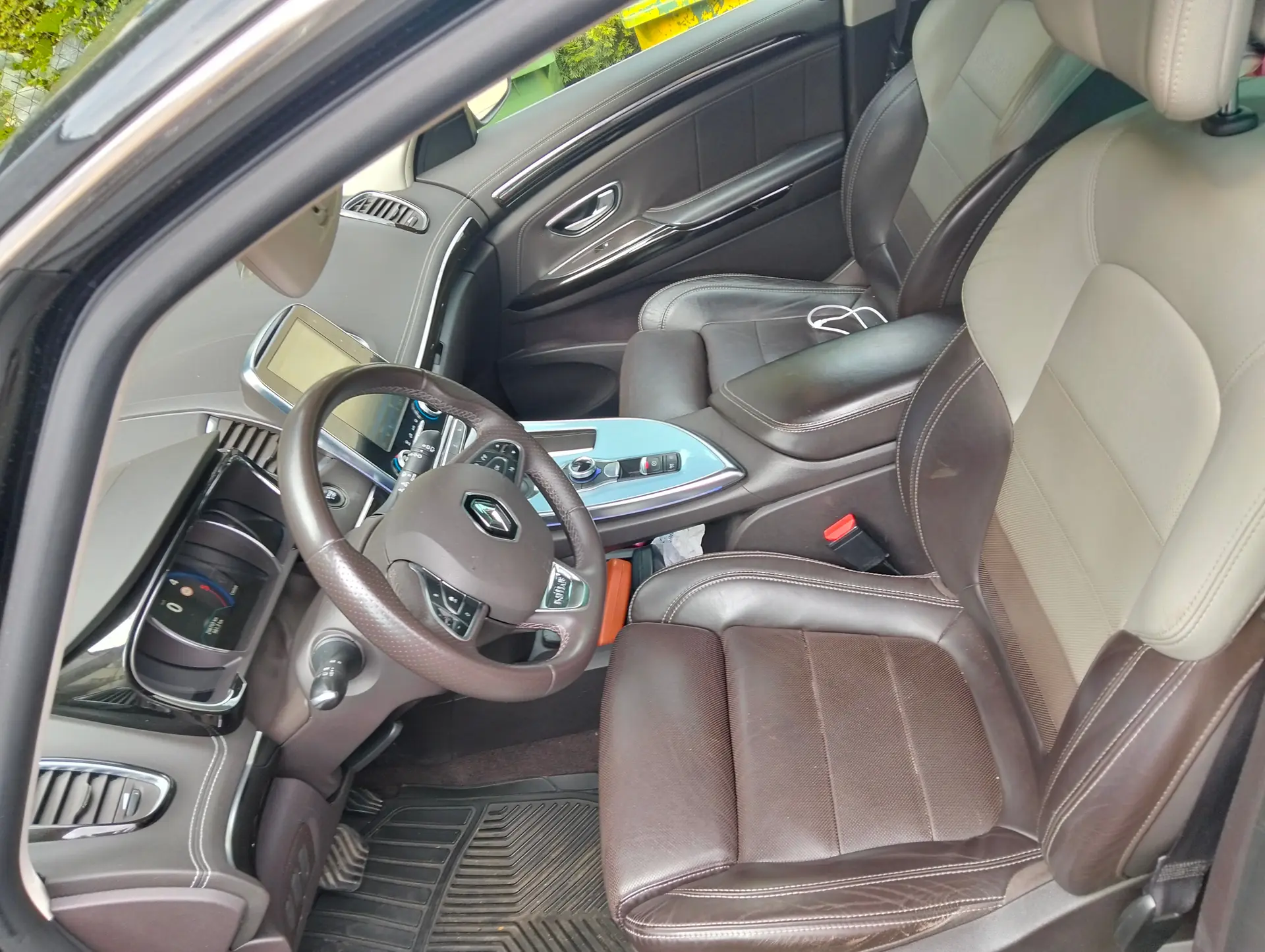 Renault Espace 2016 occasion MOUTIER — 4