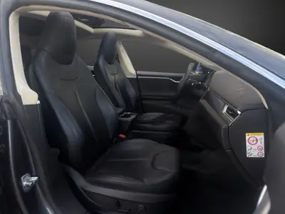 Tesla Model S P85 Performance — Électrique haute performance, 7 places, Supercharging gratuit — Thumbnail 9