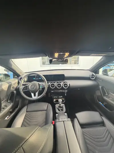Mercedes-Benz Classe A 160 — Compacte urbaine fiable, seulement 55 900 km — interior