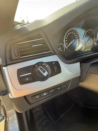 BMW M550d xDrive Touring — Break sportif diesel, 381 ch, équipements premium — Miniatur 8