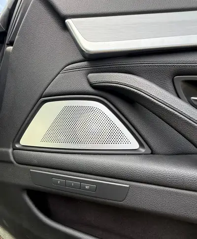 BMW M550d xDrive Touring — Break sportif diesel, 381 ch, équipements premium — Miniatur 13