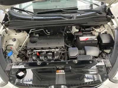 Hyundai iX35 2.0 Comfort 4WD — SUV robuste, 4x4 intégral, 99 800 km seulement — detail
