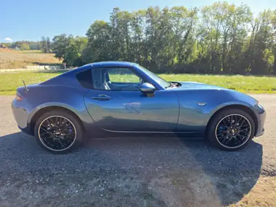 Mazda MX-5 2.0 Revolution — Roadster iconic à 64'000 km, parfaitement entretenu — interni