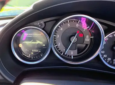 Mazda MX-5 2.0 Revolution — Roadster iconic à 64'000 km, parfaitement entretenu — Miniatura 12