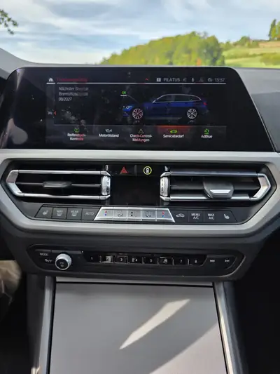 BMW 320d xDrive Touring — Break diesel 190 ch, faible kilométrage, équipement premium — vista posteriore