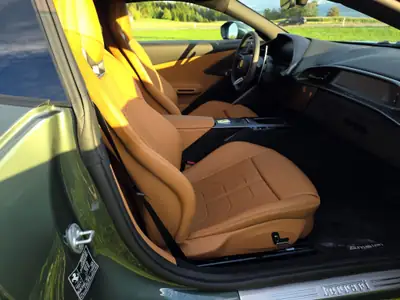 Ferrari Amalfi 3.9 Biturbo — Coupé haute performance, 250 km seulement — Armaturenbrett