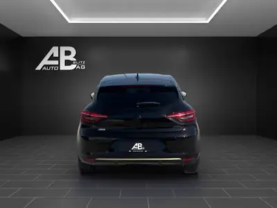 Renault Clio 1.6 E-Tech Engineered — Hybride essence, entretien frais & zéro sinistre — interior