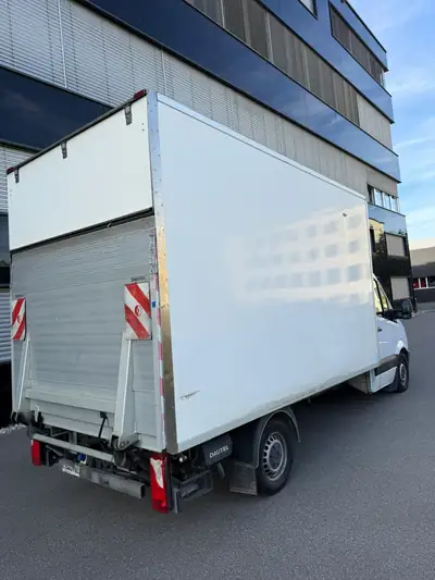 Mercedes-Benz Sprinter 3.0 V6 CDI — Utilitaire professionnel robuste, 190 ch fiable — Innenraum