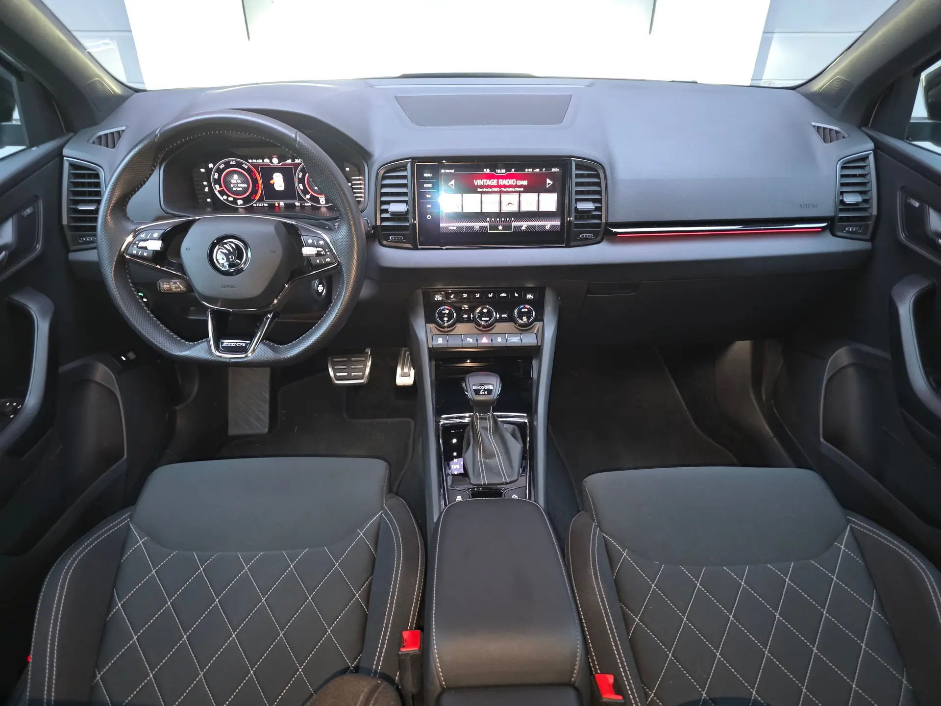 Skoda Karoq 2020 occasion Fällanden Schweiz — 5