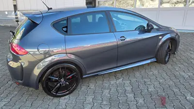SEAT Leon 2.0 TSI Cupra R-Evolution — 265 ch, sportive agile et fiable — dashboard