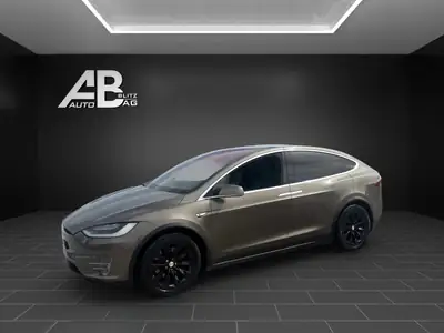 Tesla Model X 90D 4x4 — SUV électrique 7 places, 525 ch, recharge rapide — side view