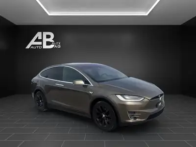 Tesla Model X 90D 4x4 — SUV électrique 7 places, 525 ch, recharge rapide — detail