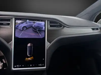 Tesla Model X 90D 4x4 — SUV électrique 7 places, 525 ch, recharge rapide — Thumbnail 12