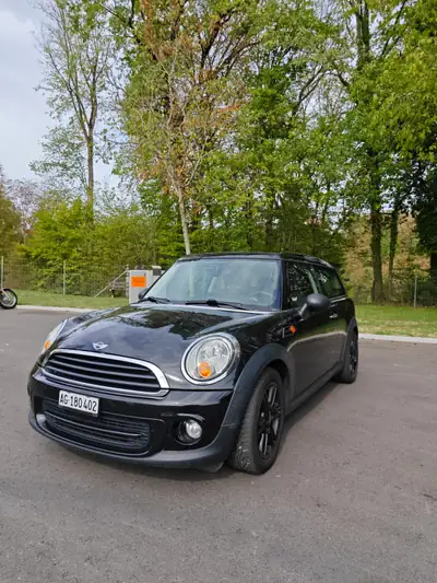 MINI Clubman 1.6i One — Compacte polyvalente, entretien réduit, sans sinistre — vue extérieure