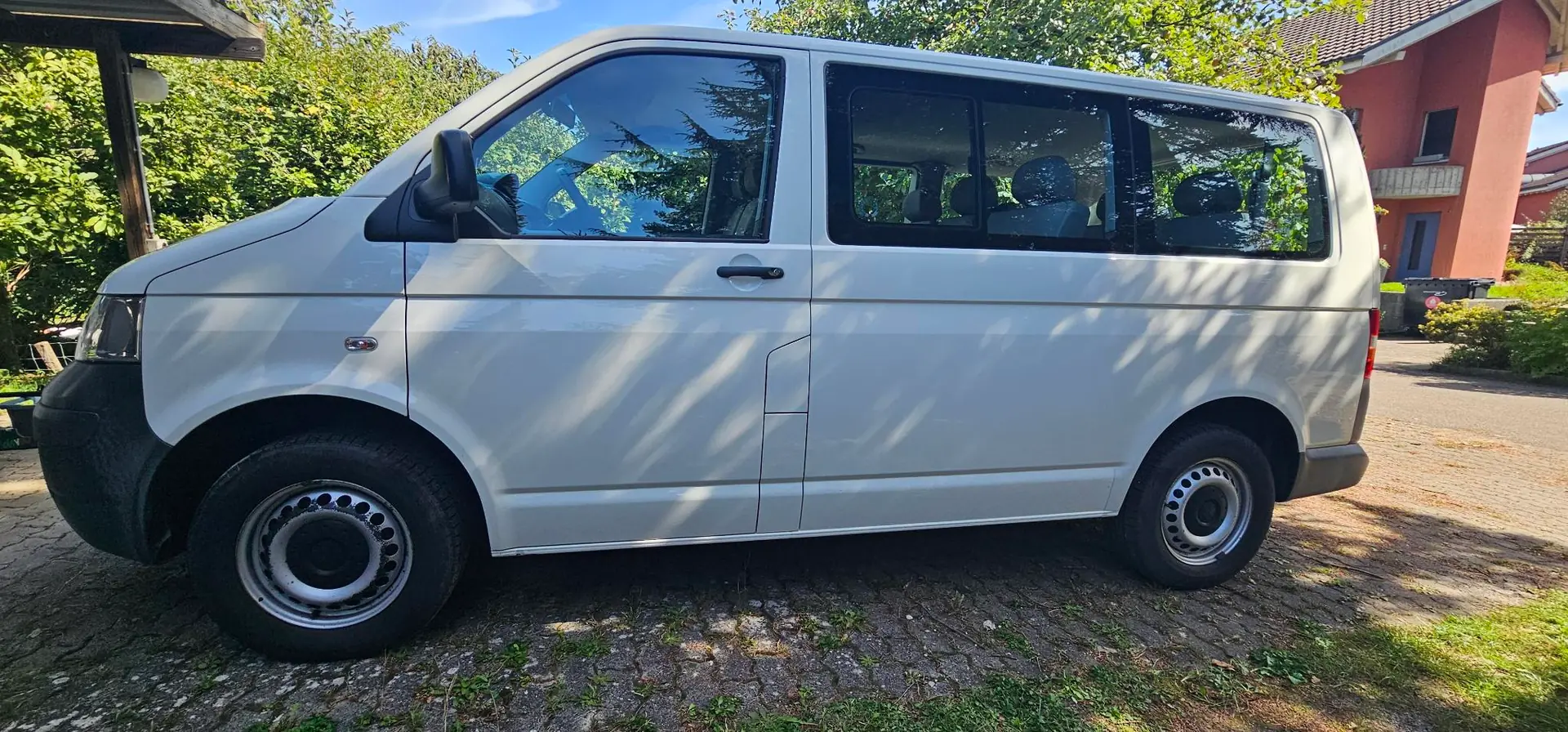 Volkswagen T5 2009 occasion Säriswil — 1