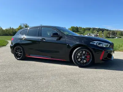 BMW 128ti — Sportive compacte, 265 ch et service gratuit 10 ans inclus — interior