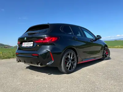 BMW 128ti — Sportive compacte, 265 ch et service gratuit 10 ans inclus — detail