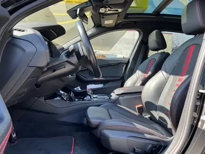 BMW 128ti — Sportive compacte, 265 ch et service gratuit 10 ans inclus — Thumbnail 10