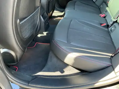 BMW 128ti — Sportive compacte, 265 ch et service gratuit 10 ans inclus — Thumbnail 11