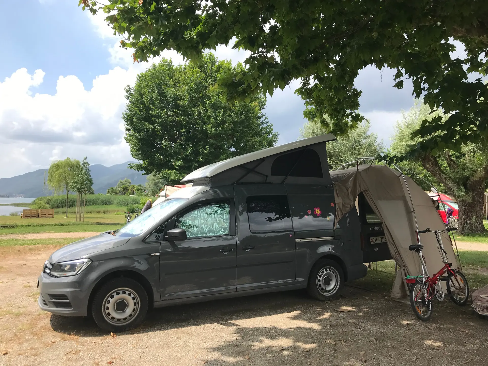 Volkswagen Caddy 2018 occasion Zürich — 1