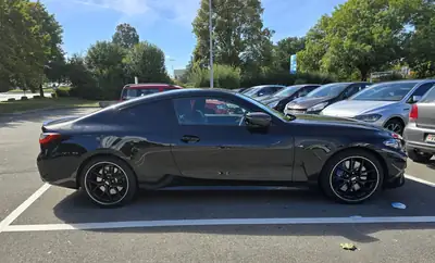 BMW M440i xDrive Coupé — 385 ch, Design sportif noir métallisé, 47'679 km seulement — arrière