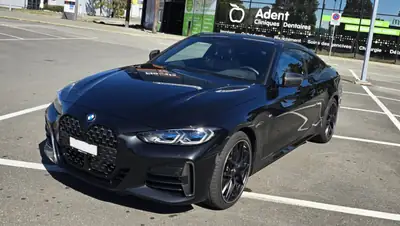 BMW M440i xDrive Coupé — 385 ch, Design sportif noir métallisé, 47'679 km seulement — vue extérieure