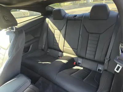 BMW M440i xDrive Coupé — 385 ch, Design sportif noir métallisé, 47'679 km seulement — Miniature 9
