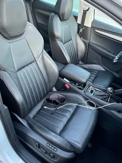 Skoda Karoq 2.0 TDI Style 4x4 DSG — SUV robuste, 4x4 intégral et transmission automatique — détail