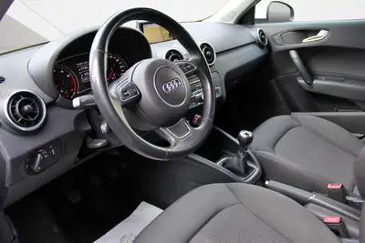 Audi A1 Sportback S-Line — Citadine dynamique, entretien impeccable, consommation économe — Thumbnail 9