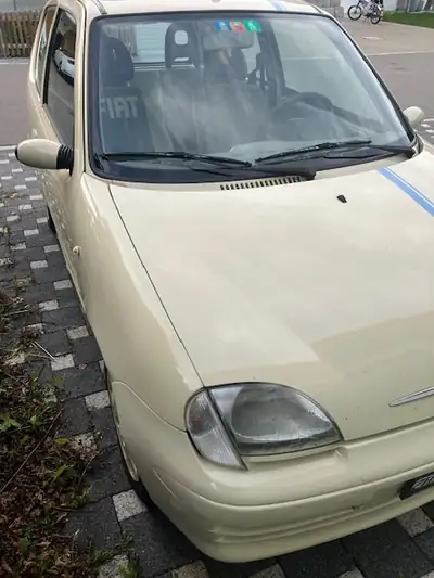 FIAT Seicento 1100 50th Anniversary Last Ed. — Icône rétro compacte, édition limitée 2007 — Seitenansicht