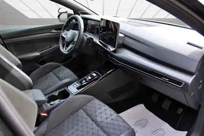 VW Golf 1.5 e TSI mHEV R-Line — Hybride léger performant, 57 500 km seulement — Thumbnail 13