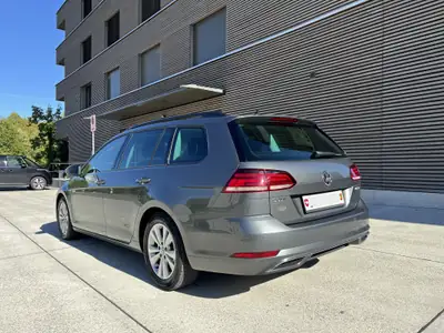 VW Golf 1.5 TSI EVO Comfortline — Monospace pratique, entretien impeccable, peu kilométré — rear view