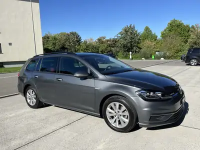 VW Golf 1.5 TSI EVO Comfortline — Monospace pratique, entretien impeccable, peu kilométré — interior