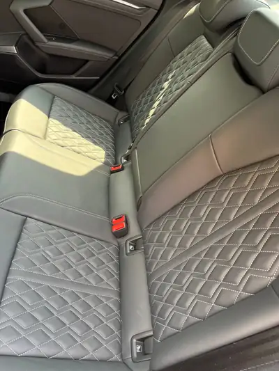 Audi S3 2.0 TFSI Quattro — Berline sportive suréquipée, 49 000 km seulement — dettaglio