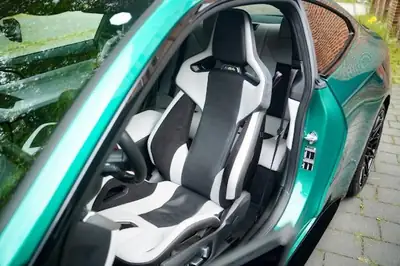 BMW M4 Coupé — 480 ch, boîte manuelle, rare et performante — tableau de bord