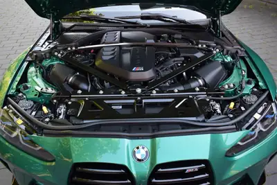 BMW M4 Coupé — 480 ch, boîte manuelle, rare et performante — Miniature 11